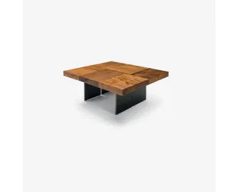 Tavolino Aukland Block Kauri con top in massello di Kauri e base in ferro di Riva1920