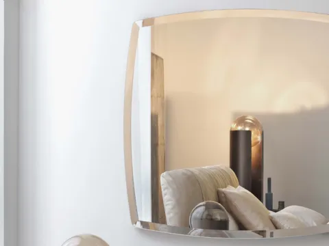 Specchio Olivier con cornice in cristallo bisellato di Flou