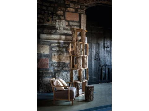Libreria di design Il Briccolone realizzata in legno di Briccola e ripiani in rovere di Riva1920