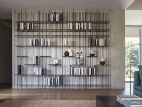 Libreria in metallo con ripiani in vetro Metrica di Mogg