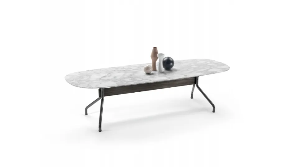 Tavolo Academy con piano in marmo e base in tubolare di acciaio di Flexform