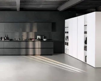 Cucina Design lineare Antis Project 2 in gres e alluminio di Euromobil