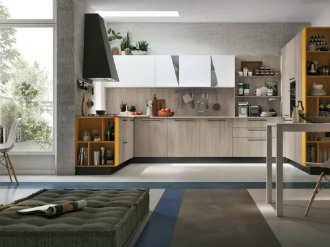 Cucina Moderne Infinity v14 in Rovere Deserto, Nobilitato Ocra e Pet Bianco Assoluto Opaco di Stosa